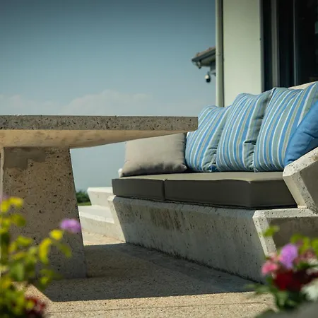 Skyline Estate The Luxury Mountain Experience Villa *